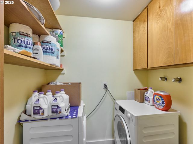 11545 Sw MAJESTIC Ln 4, Portland, OR 97224