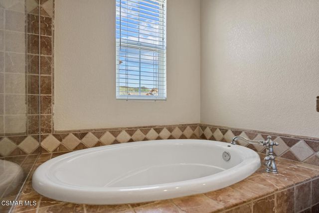 88 Via Katrina, Newbury Park, CA 91320