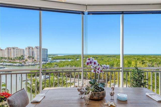 13675 Vanderbilt DR 707, Naples, FL 34110