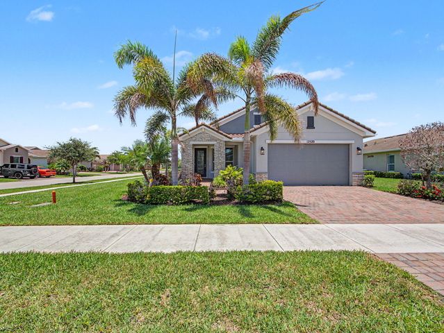 12520 SW Weeping Willow Avenue, Port St. Lucie, Port St Lucie, FL 34987