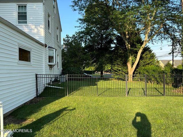 55 Pinewood Avenue, West Long Branch, NJ 07764
