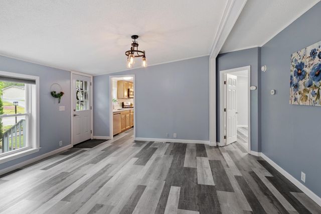 26 Country Lane, Fremont, NH 03044