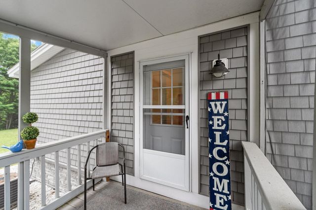 26 Country Lane, Fremont, NH 03044