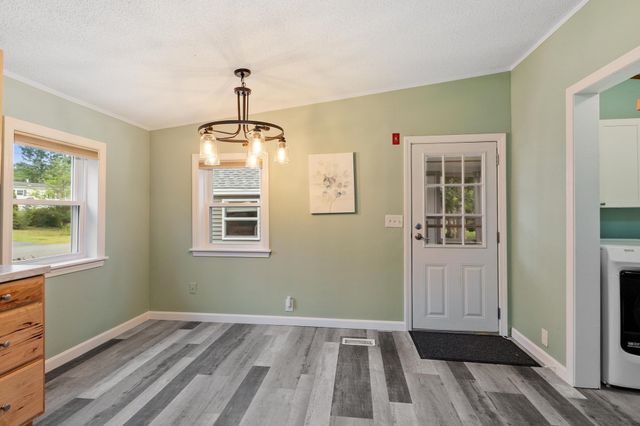 26 Country Lane, Fremont, NH 03044