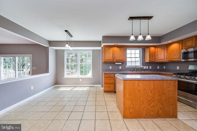 114 EAGLES LN, Reading, PA 19608