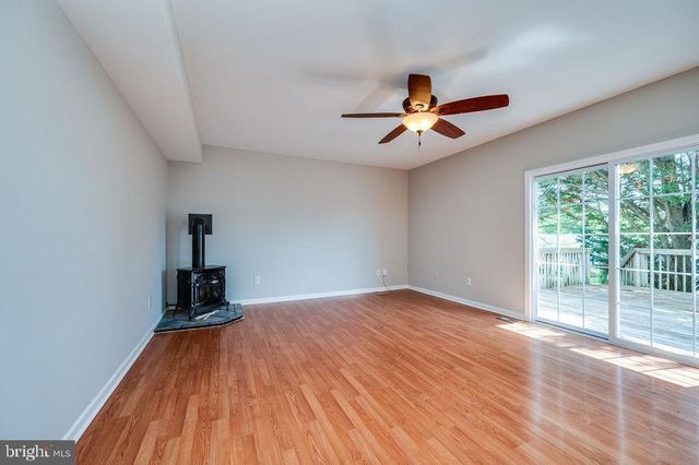 114 EAGLES LN, Reading, PA 19608
