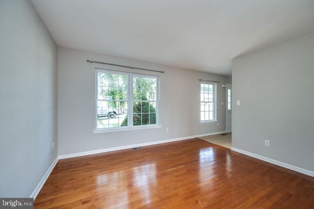 114 EAGLES LN, Reading, PA 19608