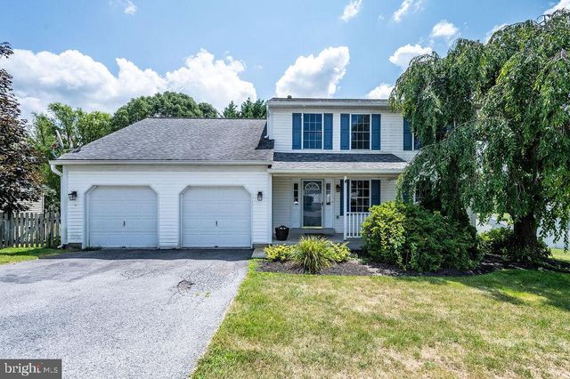 114 EAGLES LN, Reading, PA 19608