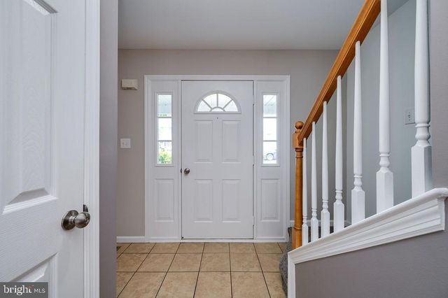 114 EAGLES LN, Reading, PA 19608
