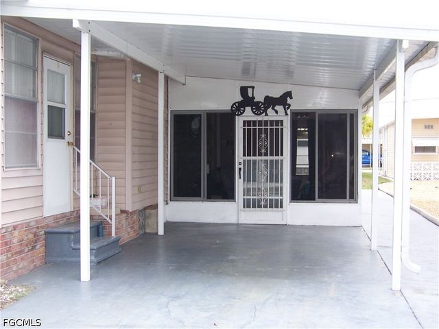 213 Brandywine LN, North Fort Myers, FL 33917