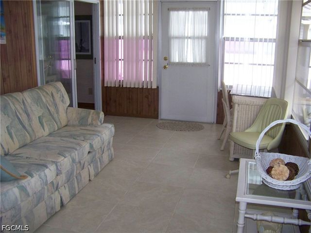 213 Brandywine LN, North Fort Myers, FL 33917