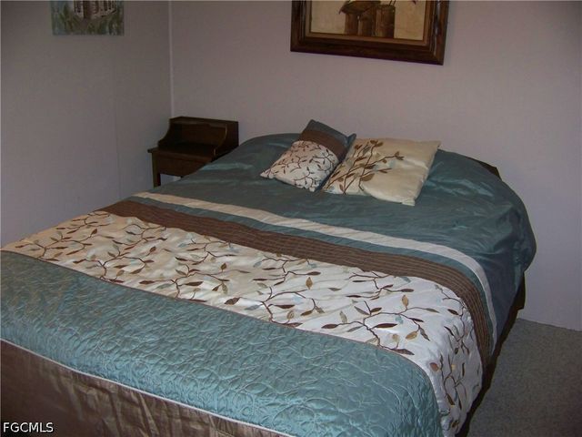 213 Brandywine LN, North Fort Myers, FL 33917