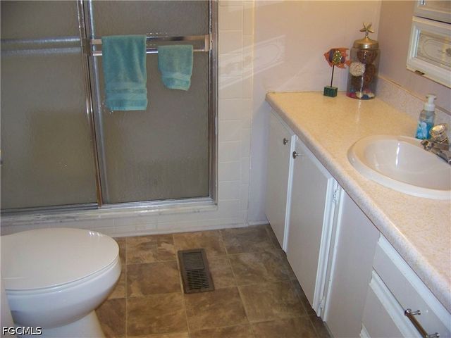 213 Brandywine LN, North Fort Myers, FL 33917