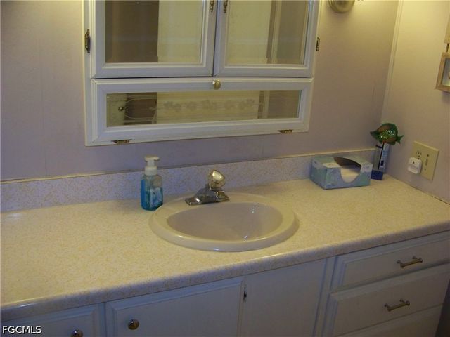 213 Brandywine LN, North Fort Myers, FL 33917