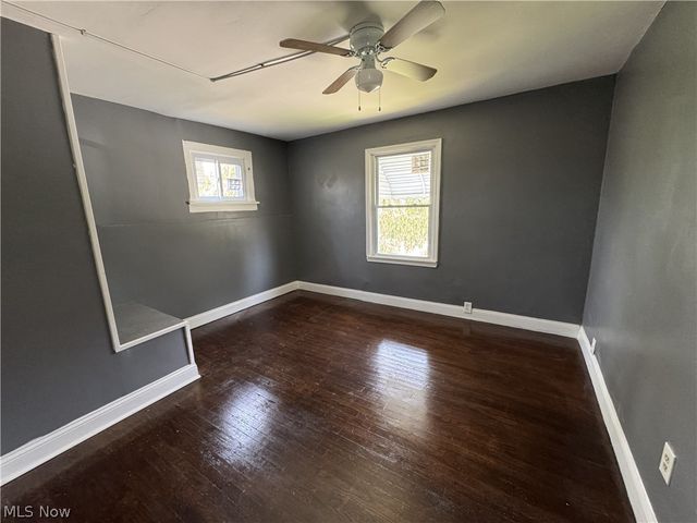 888 Medford Road, Cleveland Heights, OH 44121