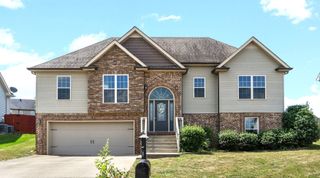1722 Cabana Dr, Clarksville, TN 37042