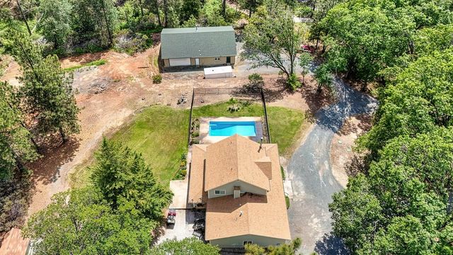 26750 Rockrose Ln, Colfax, CA 95713
