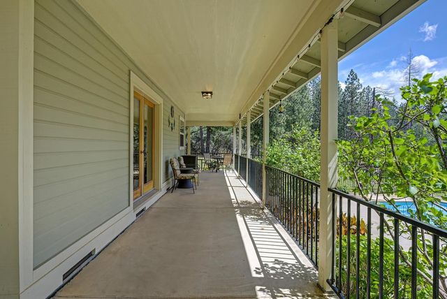 26750 Rockrose Ln, Colfax, CA 95713