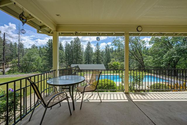 26750 Rockrose Ln, Colfax, CA 95713