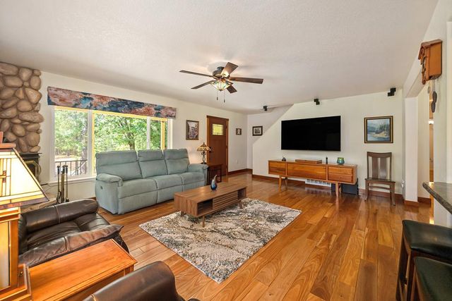 26750 Rockrose Ln, Colfax, CA 95713