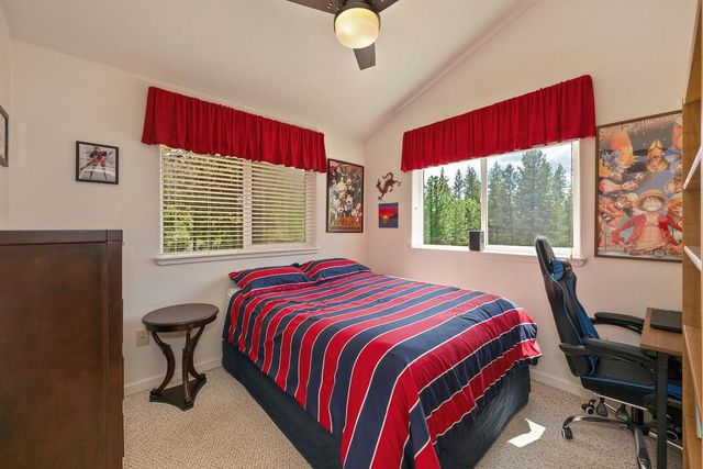 26750 Rockrose Ln, Colfax, CA 95713