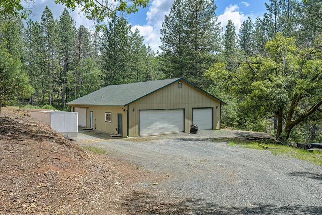 26750 Rockrose Ln, Colfax, CA 95713