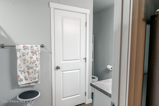 1324 E Yellowstone AVE, Post Falls, ID 83854