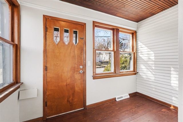 892 W Forest Avenue, Muskegon, MI 49441