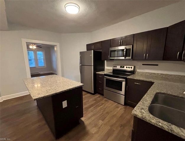 827 W 35th ST, Norfolk, VA 23508