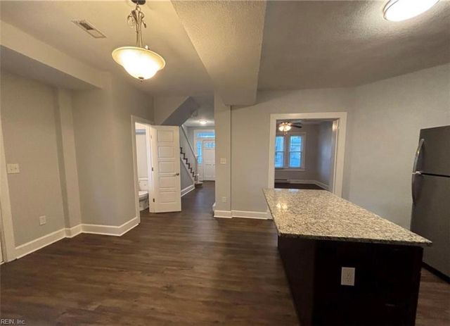 827 W 35th ST, Norfolk, VA 23508