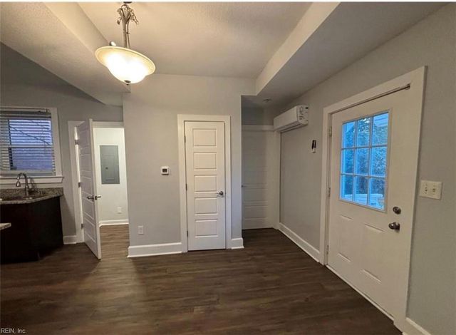 827 W 35th ST, Norfolk, VA 23508