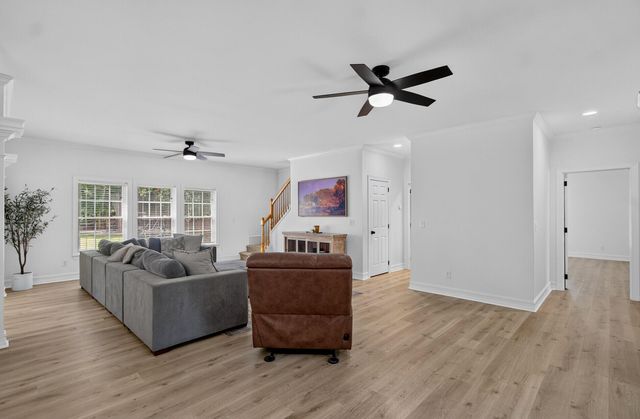 223 Michael Lane, Moncks Corner, SC 29461