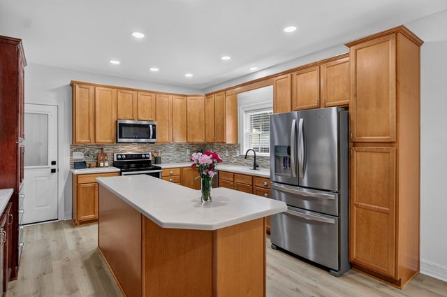 223 Michael Lane, Moncks Corner, SC 29461