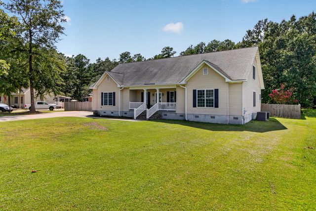 223 Michael Lane, Moncks Corner, SC 29461