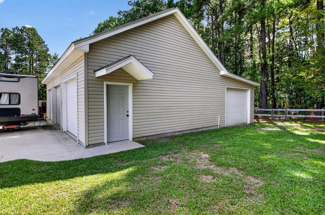 223 Michael Lane, Moncks Corner, SC 29461