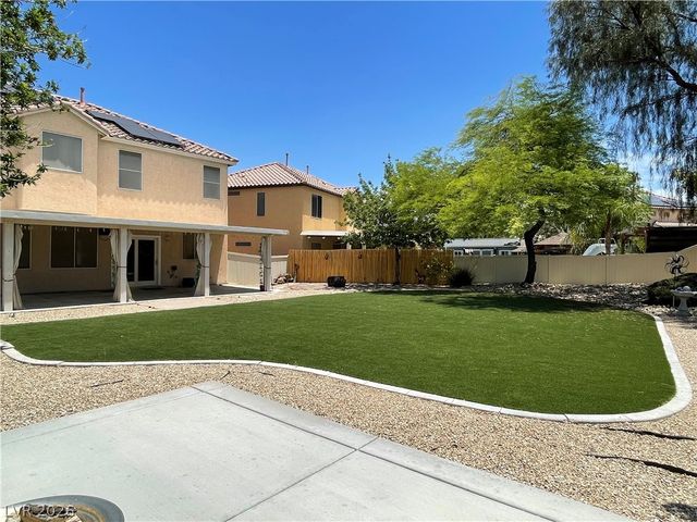 5301 Appleside Street, North Las Vegas, NV 89031