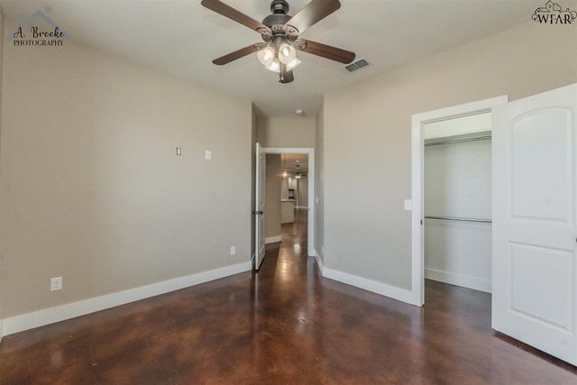 10 FREEDOM CIRCLE, Wichita Falls, TX 76306