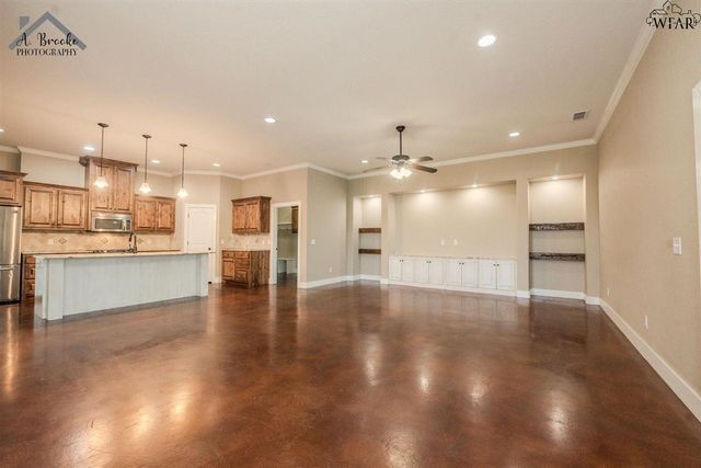 10 FREEDOM CIRCLE, Wichita Falls, TX 76306