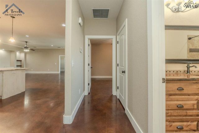10 FREEDOM CIRCLE, Wichita Falls, TX 76306