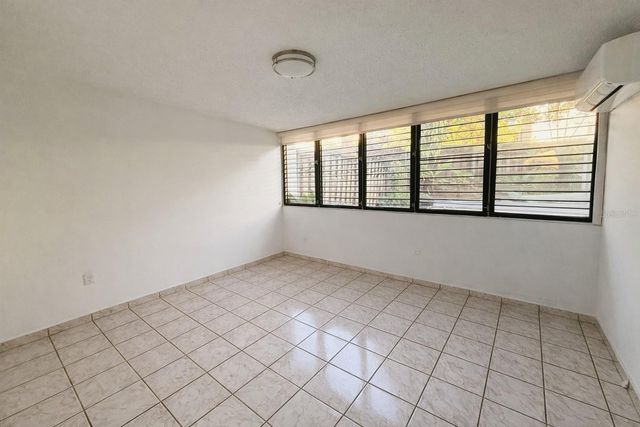 Chalets Del Parque APT 2-A1 1, Guaynabo, PR 00969