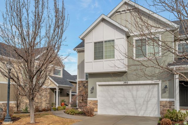 393 E CORRAL CREEK DR, Midvale, UT 84047