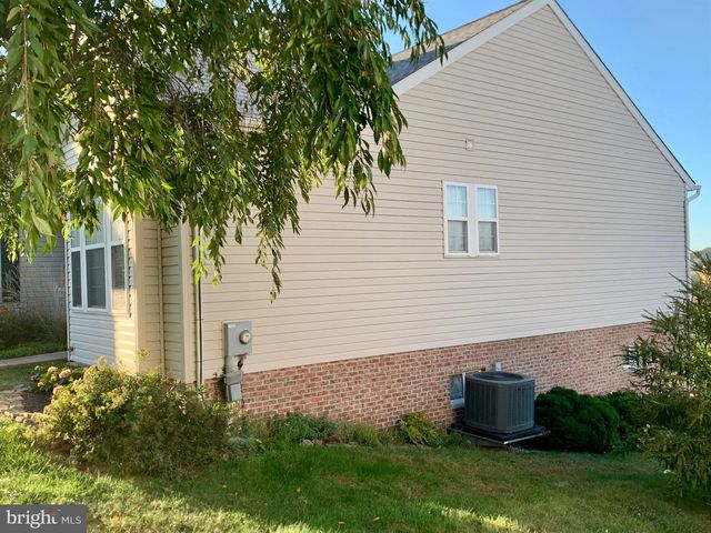 121 COLTON CT, Smithsburg, MD 21783