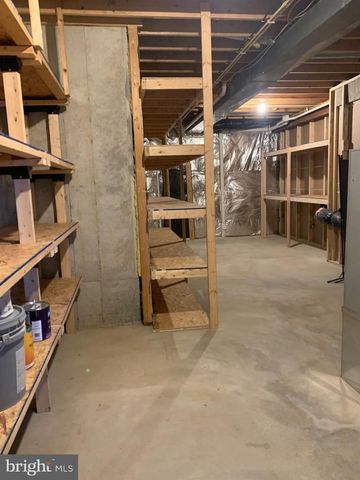 121 COLTON CT, Smithsburg, MD 21783