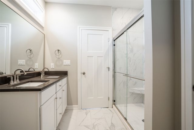 3997 NW 179th Court, Clive, IA 50263