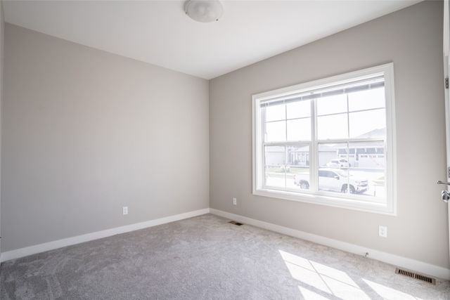 3997 NW 179th Court, Clive, IA 50263