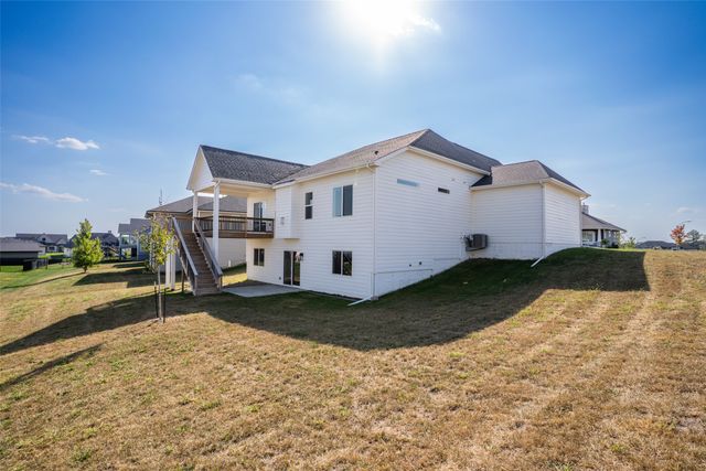3997 NW 179th Court, Clive, IA 50263