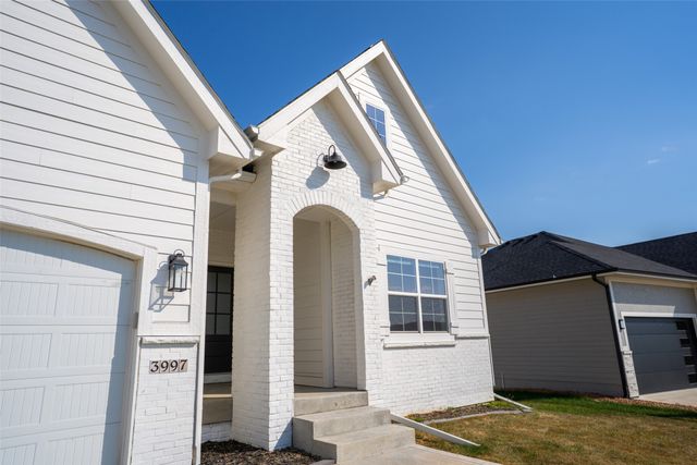 3997 NW 179th Court, Clive, IA 50263