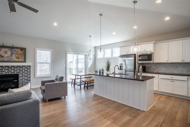 3997 NW 179th Court, Clive, IA 50263