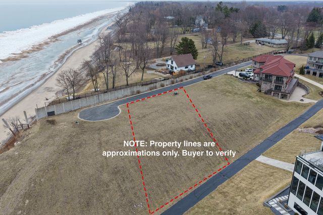 632 N Sul Lago, Benton Harbor, MI 49022