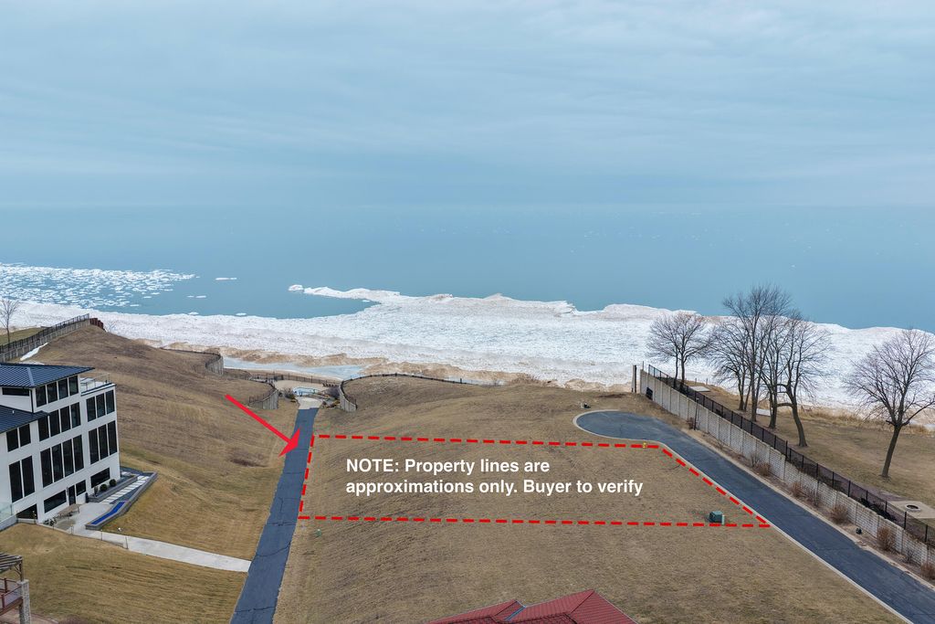 632 N Sul Lago, Benton Harbor, MI 49022